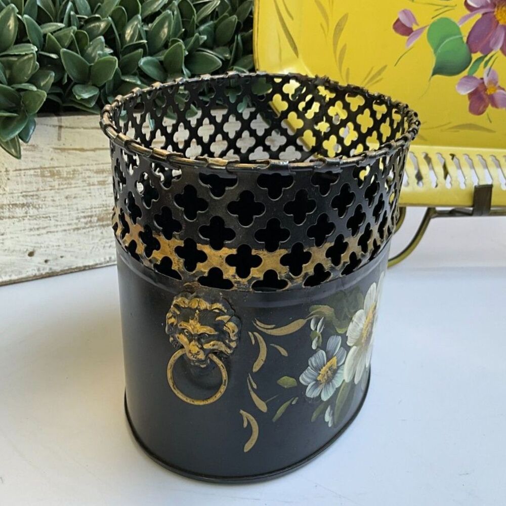 Incredible Vintage Black tole planter mail holder hand painted flowers gorgeous - Picture 3 of 7